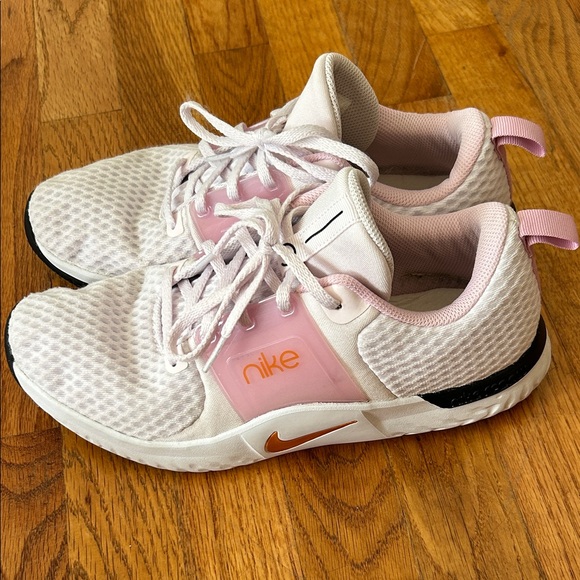 Nike Shoes - Nike Women’s Renew In-Season TR 10 Light Arctic Pink Size 11